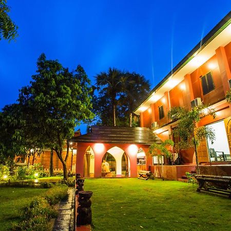 Nanda Garden Bagan Exterior foto